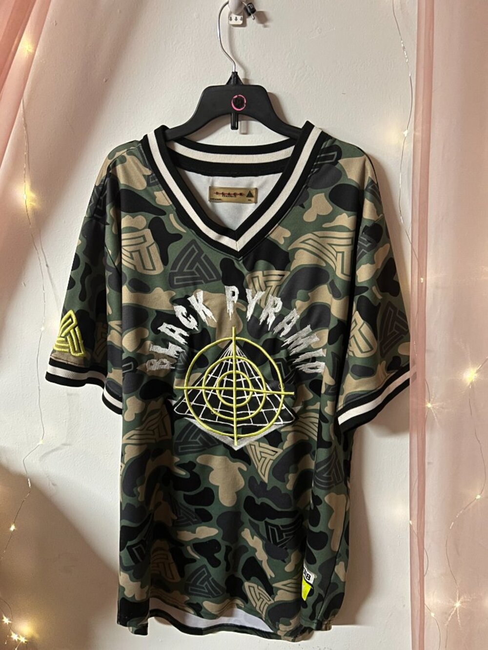 Black Pyramid Camo Graphic Jersey T-Shirt | XXL | 2017–2018 Collection